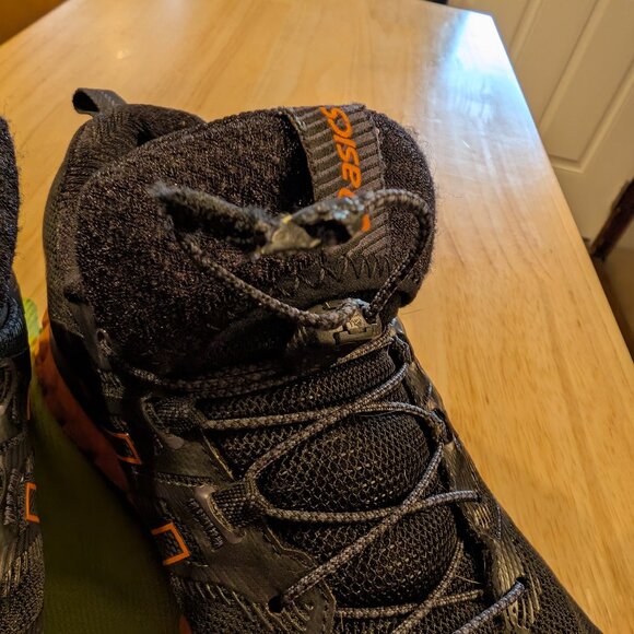 ASICS Trabuco MAX men's size 9 black shocking orange trail running shoes - Picture 4 of 11
